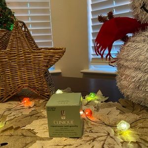 Clinique Repairwear Anti-gravity Eye Cream